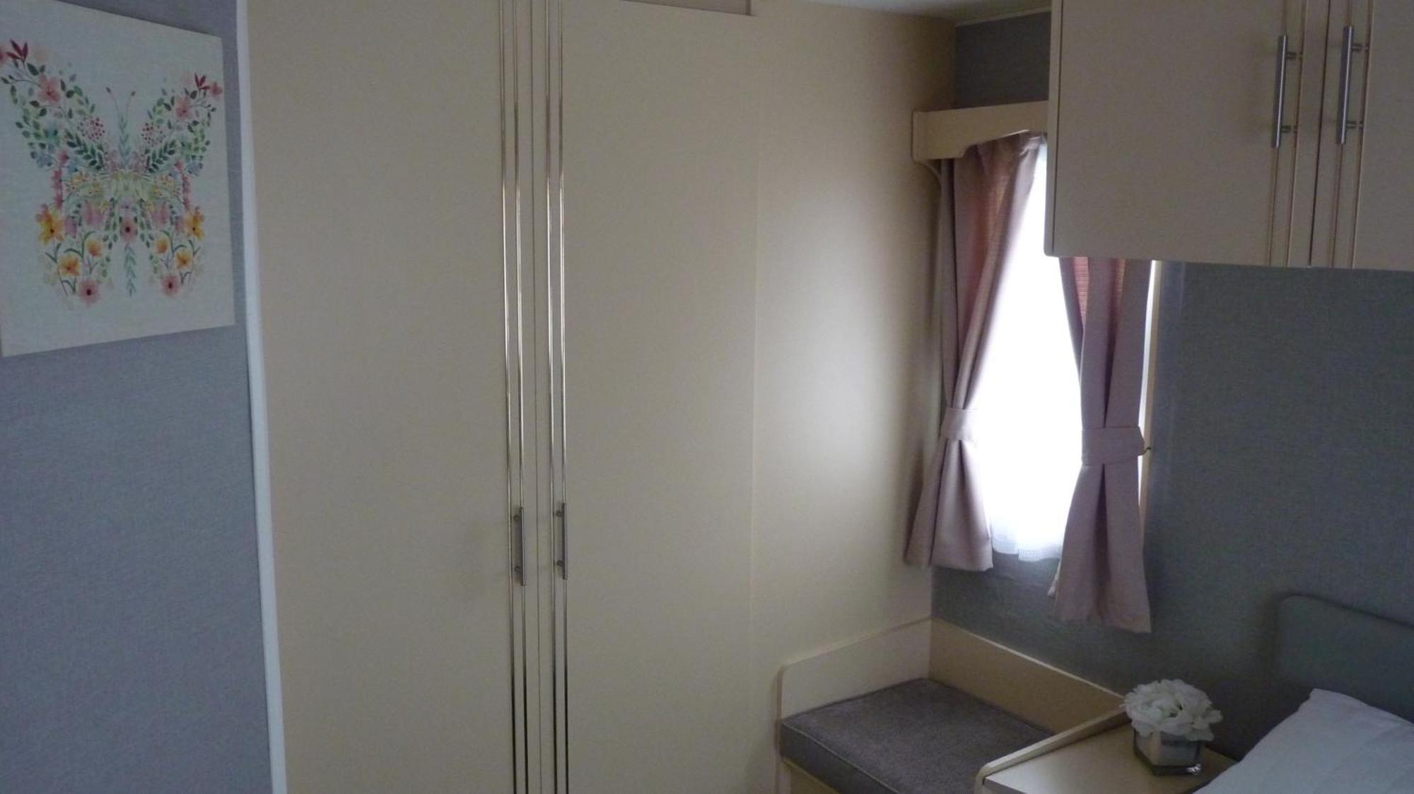 L&G Family Holidays 6 Berth Coral Beach Laura Familys Only And Lead Person Must Be Over 30 Ingoldmells Eksteriør billede