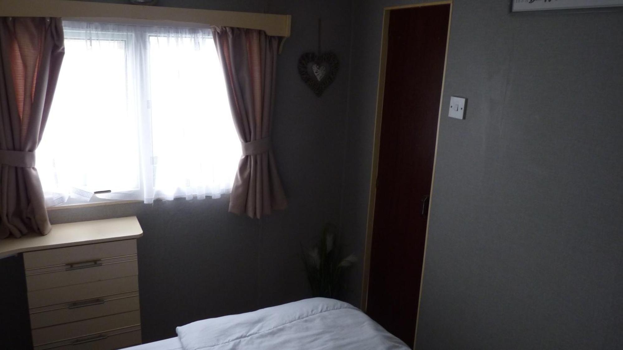 L&G Family Holidays 6 Berth Coral Beach Laura Familys Only And Lead Person Must Be Over 30 Ingoldmells Eksteriør billede